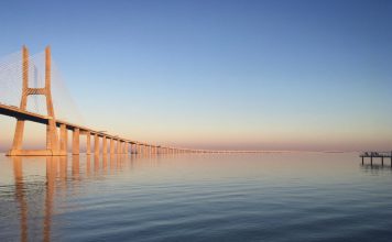 Кинозал 2024-25: Самые горячие картины для онлайн-просмотра